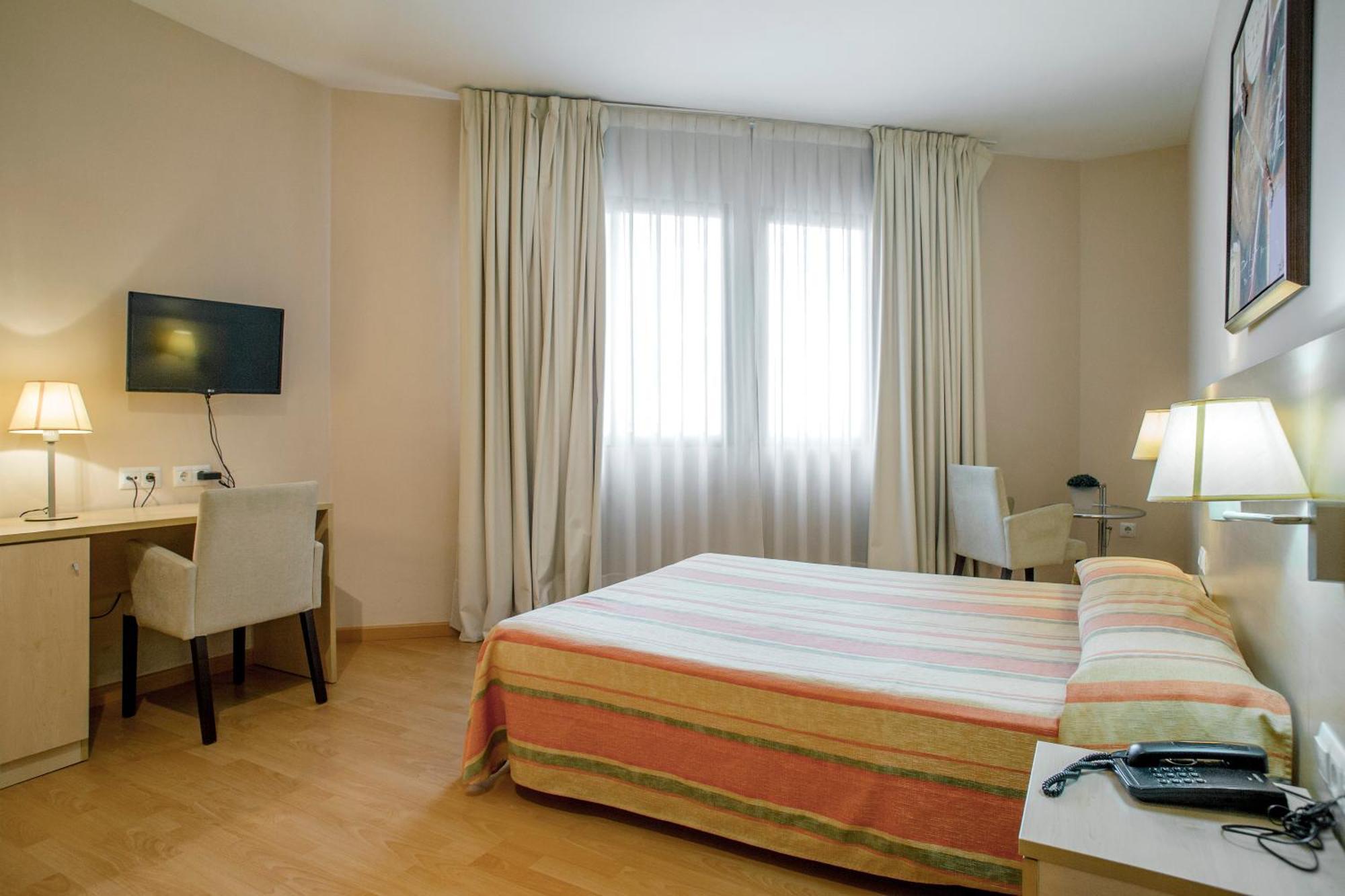 Hotel Rostits Castellon de la Plana Room photo