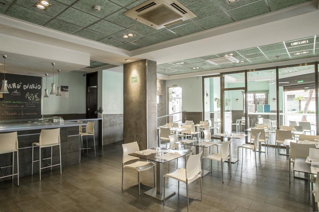 Hotel Rostits Castellon de la Plana Exterior photo